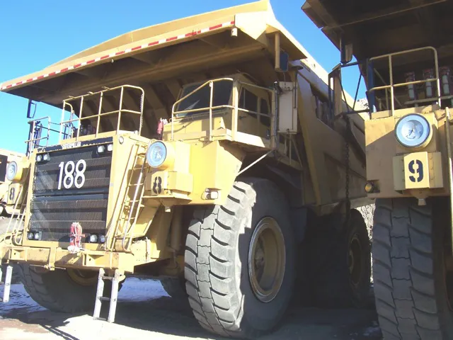 Camión todoterreno Caterpillar 789 - Image 4