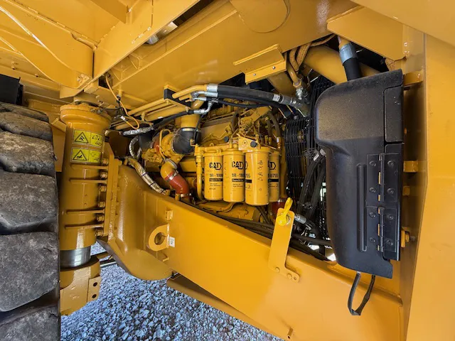 Camión todoterreno Caterpillar 773G - Image 5