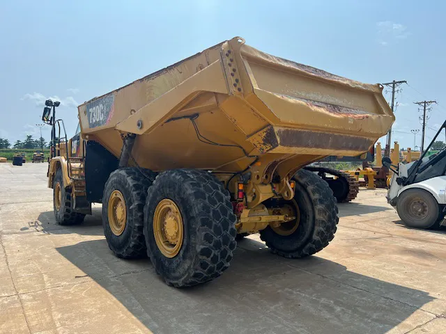 Camión todoterreno Caterpillar 730C - Image 7