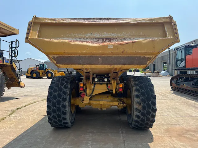 Camión todoterreno Caterpillar 730C - Image 6