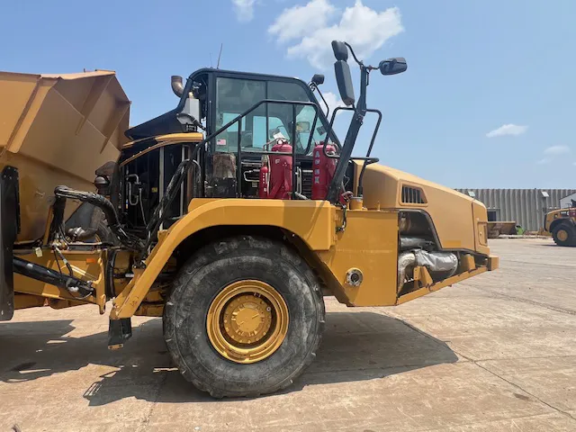 Camión todoterreno Caterpillar 730C - Image 3